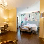 Friedrich Von Schiller Hotel
