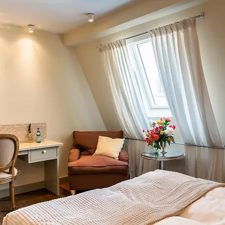 Friedrich Von Schiller Hotell