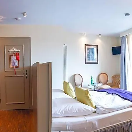 Friedrich Von Schiller Bed & Breakfast Bietigheim-Bissingen